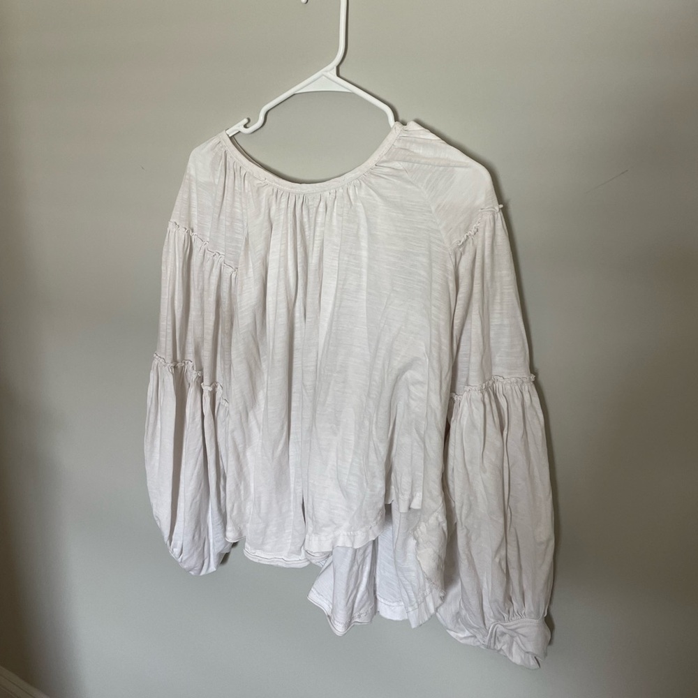 White free people long sleeve bubble sleeves
